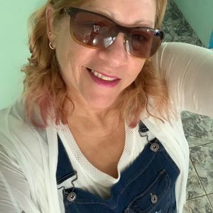 Meet your Posher, Evelyn